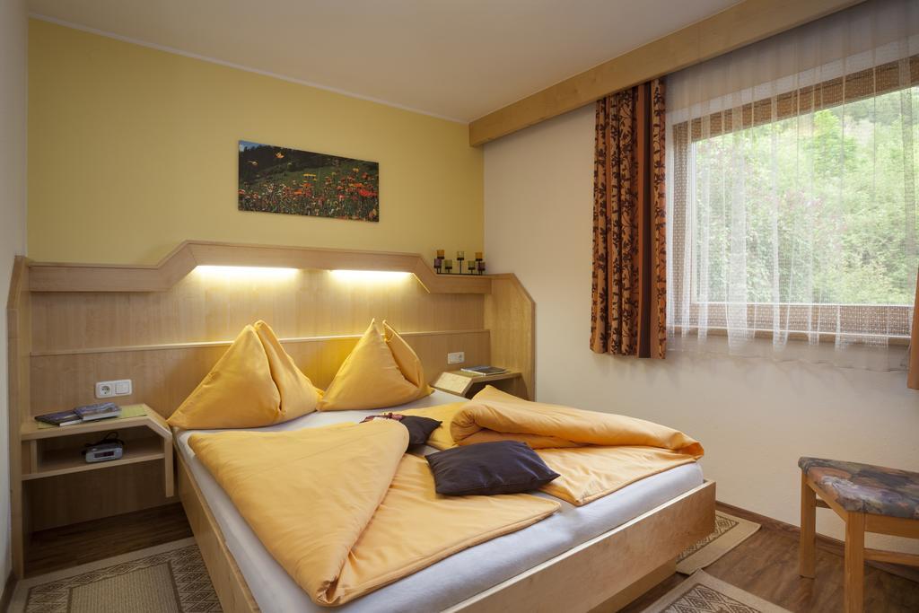 Ferienhaus Sonnenhang Матрай-ин-Осттироль Экстерьер фото